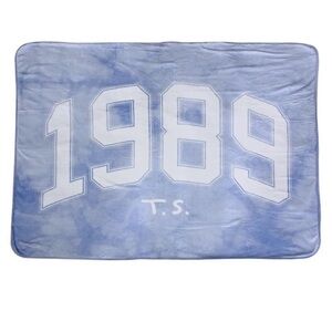 Taylor Swift 1989 Blanket Sealed